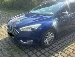Blau Gebraucht 2015 Ford Focus Kombi | 6.500 € (Fairer Preis)
