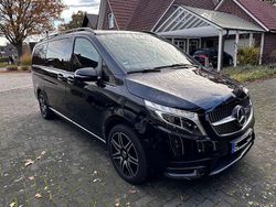 Schwarz Gebraucht 2021 Mercedes V300 Avantgarde Van / Kleinbus | 58.500 € (Etwas zu teuer)