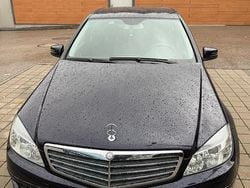 Blau Gebraucht 2010 Mercedes C200 Limousine | 7.000 €