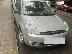 Grau Gebraucht 2005 Ford Fiesta Kleinwagen | 1.300 € (Guter Preis)