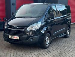 Schwarz Gebraucht 2015 Ford Tourneo Custom Van | 12.990 € (Etwas zu teuer)