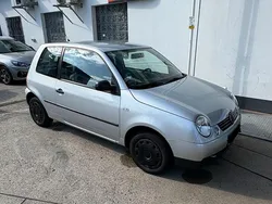 Silber Gebraucht 2003 VW Lupo Kleinwagen | 2.700 € (Teuer)
