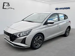 Grau Neu 2025 Hyundai i20 Trend Limousine | 22.490 € (Fairer Preis)
