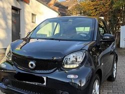 Schwarz Gebraucht 2015 Smart ForTwo Coupé Kleinwagen | 9.590 € (Fairer Preis)