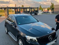 Schwarz Gebraucht 2016 Mercedes GLC220 SUV | 26.000 € (Teuer)