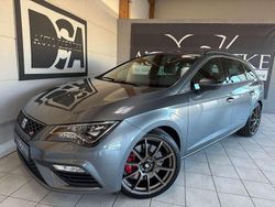Grau Gebraucht 2018 Cupra Leon Kombi | 23.999 € (Fairer Preis)
