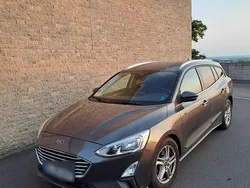 Grau Gebraucht 2019 Ford Focus Cool & Connect Kombi | 9.999 € (Guter Preis)