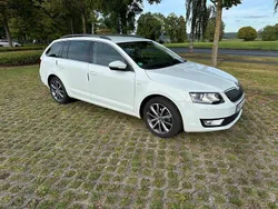 Weiß Gebraucht 2015 Skoda Octavia Kombi | 11.600 € (Guter Preis)