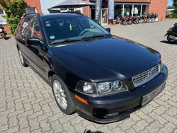 Schwarz Gebraucht 2004 Volvo V40 Standard Kombi | 690 € (Superpreis)