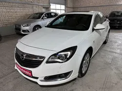 Weiß Gebraucht 2016 Opel Insignia OPC Limousine | 8.250 € (Fairer Preis)