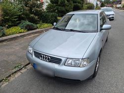 Grau Gebraucht 1998 Audi A3 Kleinwagen | 500 € (Superpreis)