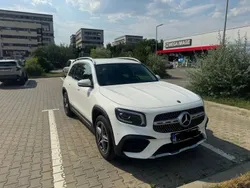 Mercedes GLB250