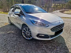 Grau Gebraucht 2018 Ford Fiesta Vignale Kleinwagen | 11.450 € (Fairer Preis)