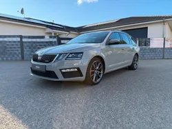 Grau Gebraucht 2018 Skoda Octavia RS Kombi | 10.990 € (Fairer Preis)
