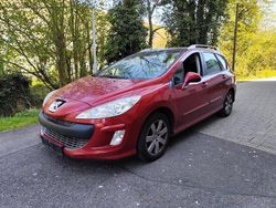 Rot Gebraucht 2009 Peugeot 308 Tendance Kombi | 1.950 € (Fairer Preis)