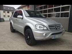 Silber Gebraucht 2001 Mercedes ML55 AMG AMG SUV | 20.500 €