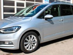 Silber Gebraucht 2017 VW Touran Highline Van / Kleinbus | 12.700 € (Fairer Preis)