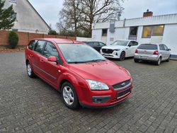 Rot Gebraucht 2007 Ford Focus Kombi | 3.200 € (Etwas zu teuer)