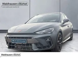 Grau Gebraucht 2024 Cupra Leon VZ Limousine | 48.990 € (Teuer)