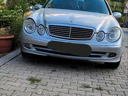 Grau Gebraucht 2004 Mercedes E280 Kombi | 3.500 €