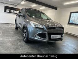 Grau Gebraucht 2014 Ford Kuga Titanium SUV | 6.450 € (Etwas zu teuer)