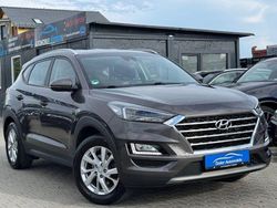 Grau Gebraucht 2019 Hyundai Tucson SUV | 19.499 € (Etwas zu teuer)