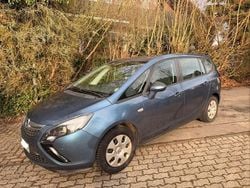 Blau Gebraucht 2014 Opel Zafira Tourer Van / Kleinbus | 7.990 € (Guter Preis)