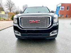 Schwarz Gebraucht 2016 GMC Yukon SUV | 31.500 €