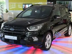 Schwarz Gebraucht 2019 Ford Kuga ST-Line SUV | 18.800 € (Fairer Preis)