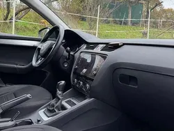 Grau Gebraucht 2020 Skoda Octavia Tour Kombi | 15.500 € (Guter Preis)