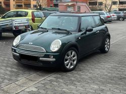 Grün Gebraucht 2003 Mini Cooper Kleinwagen | 1.300 €