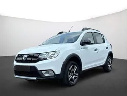 369 arktis weiß Gebraucht 2021 Dacia Sandero Celebration Kleinwagen | 13.490 € (Guter Preis)