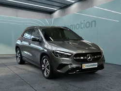 Grau Gebraucht 2024 Mercedes GLA200 Progressive SUV | 44.860 € (Etwas zu teuer)