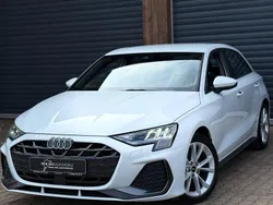 Weiß Gebraucht 2024 Audi A3 Sportback S-Line Limousine | 32.000 € (Superpreis)