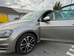Grau Gebraucht 2014 VW Golf VII Edition Limousine | 10.900 € (Fairer Preis)