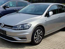 Silber Gebraucht 2018 VW Golf VII Comfortline Limousine | 15.610 € (Guter Preis)