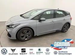 Grau Gebraucht 2023 Cupra Born Kleinwagen | 24.900 € (Guter Preis)