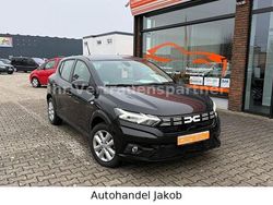 Schwarz Gebraucht 2023 Dacia Sandero Kleinwagen | 16.999 € (Fairer Preis)