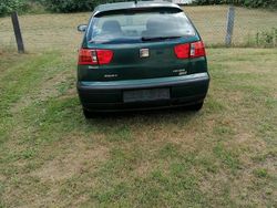 Grün Gebraucht 2002 Seat Ibiza Kleinwagen | 1.299 € (Guter Preis)