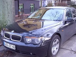 Schwarz metallic Gebraucht 2002 BMW 735 Limousine | 10.500 €