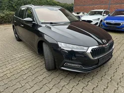 Schwarz Gebraucht 2022 Skoda Octavia Style Kombi | 20.980 € (Fairer Preis)