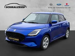 Blau Neu 2025 Suzuki Swift Comfort+ Limousine | 21.970 €