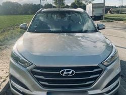 Beige Gebraucht 2018 Hyundai Tucson Trend SUV | 14.800 € (Guter Preis)