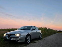 Silber Gebraucht 1997 Alfa Romeo 156 Limousine | 9.000 € (Teuer)