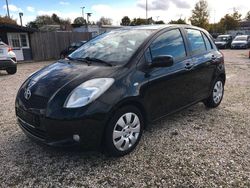 Schwarz Gebraucht 2007 Toyota Yaris Sol Limousine | 2.799 € (Fairer Preis)