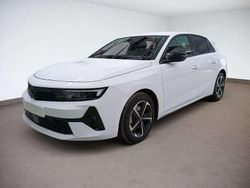 Arktisweiß Gebraucht 2024 Opel Astra Limousine | 21.900 € (Guter Preis)