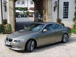 Silber Gebraucht 2011 BMW 330 Cabriolet Cabrio | 13.500 € (Fairer Preis)