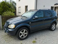 Schwarz Gebraucht 2001 Mercedes ML55 AMG SUV | 3.990 €