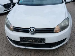 Grau Gebraucht 2010 VW Golf VI Trendline Kombi | 2.799 € (Superpreis)
