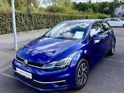 Blau Gebraucht 2019 VW Golf VII Comfortline Limousine | 15.300 € (Fairer Preis)